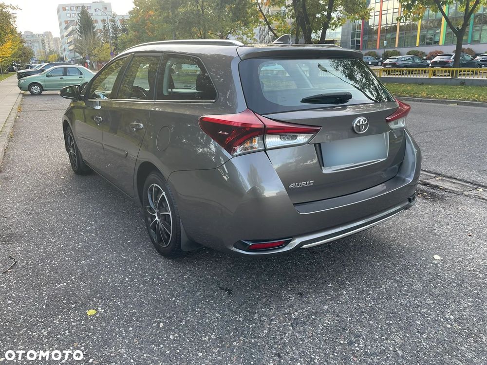Toyota Auris - 9