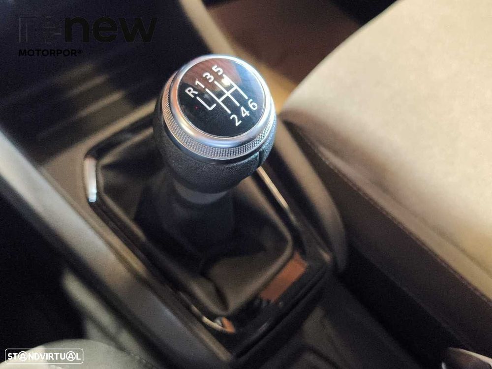 Renault Clio 1.0 TCe Evolution - 22