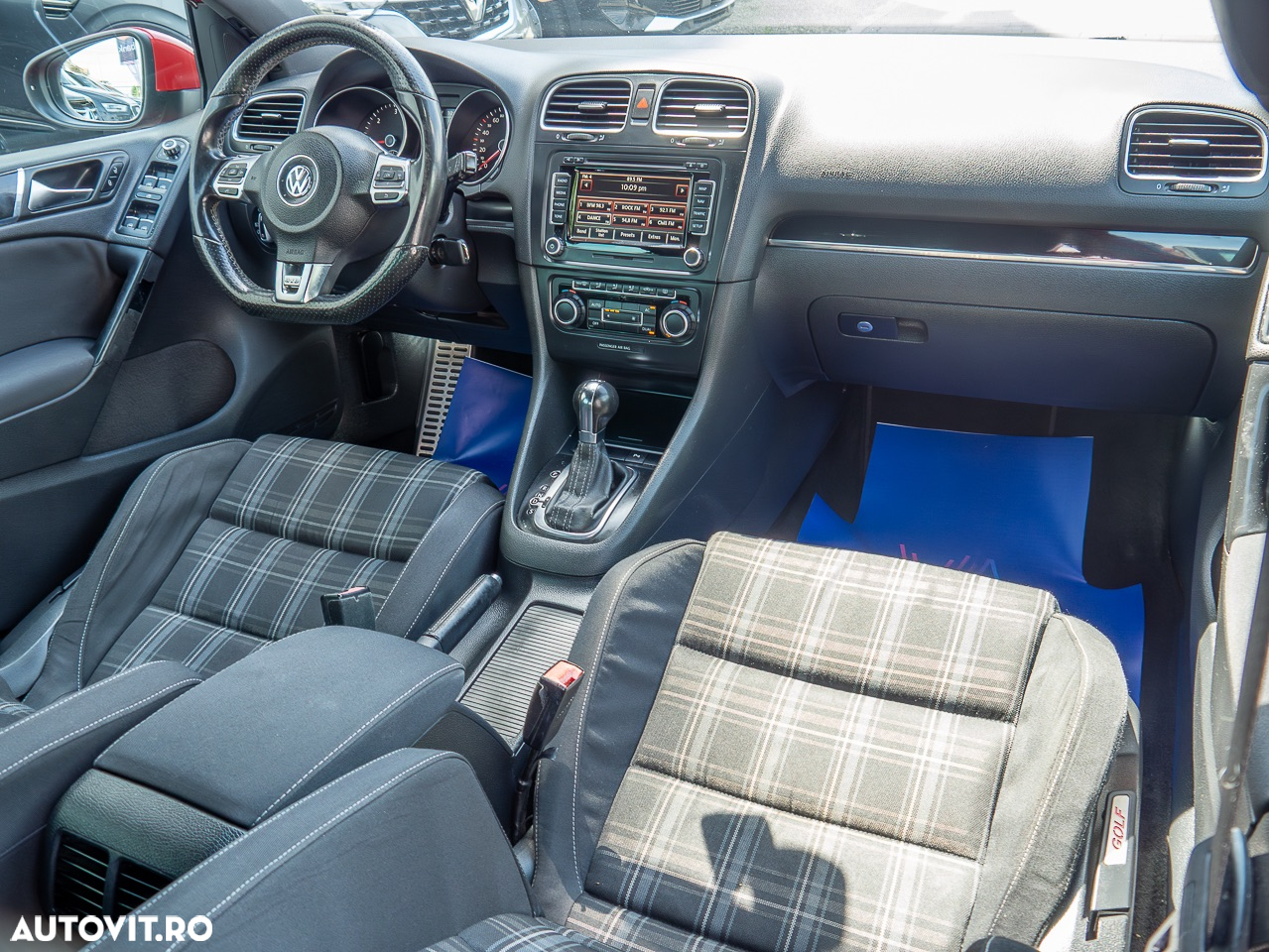 Volkswagen Golf 2.0 DPF GTD DSG - 6