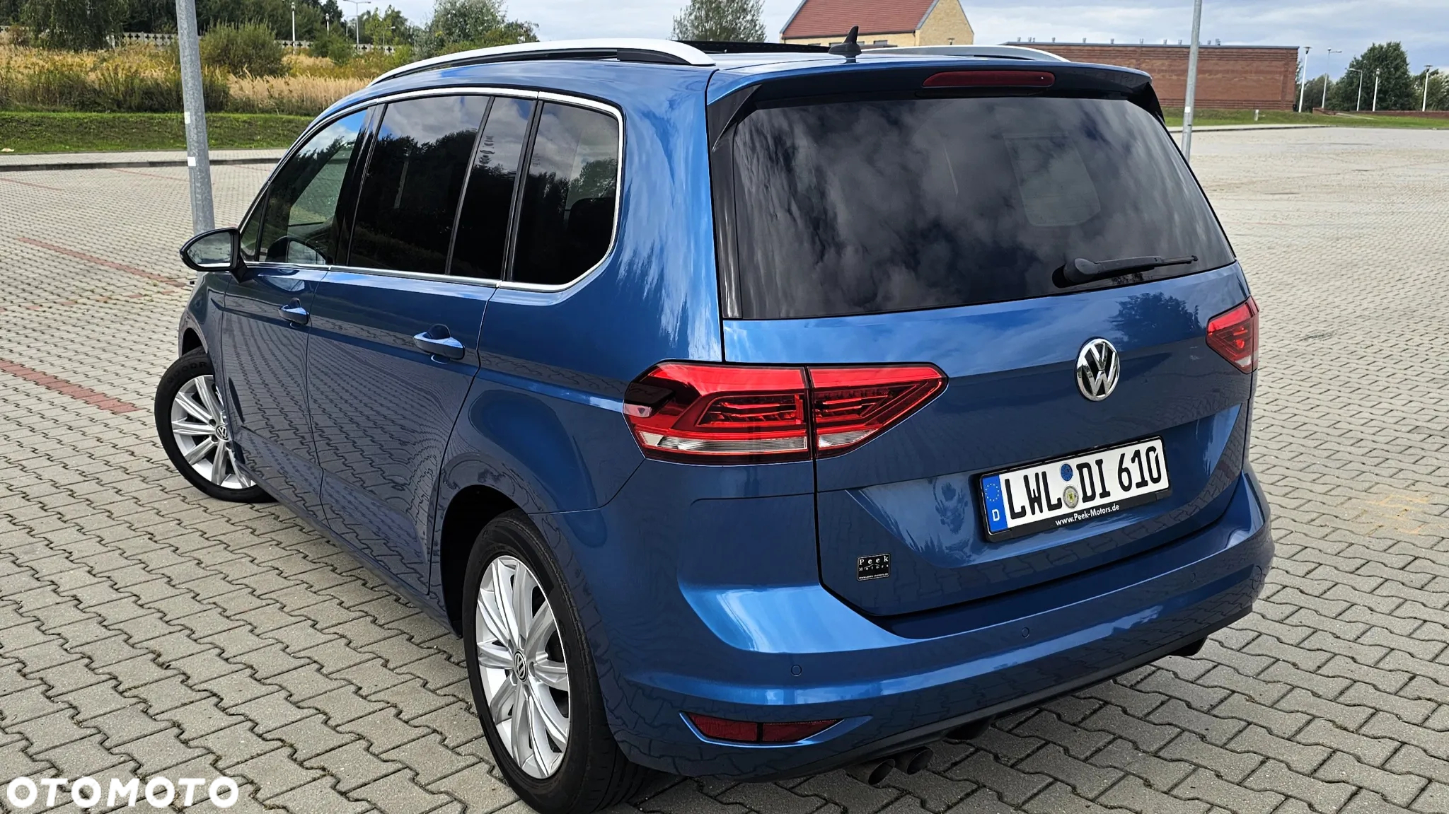 Volkswagen Touran 2.0 TDI BMT Highline - 10