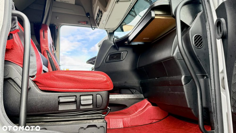 Iveco STRALIS S-WAY XP - 23