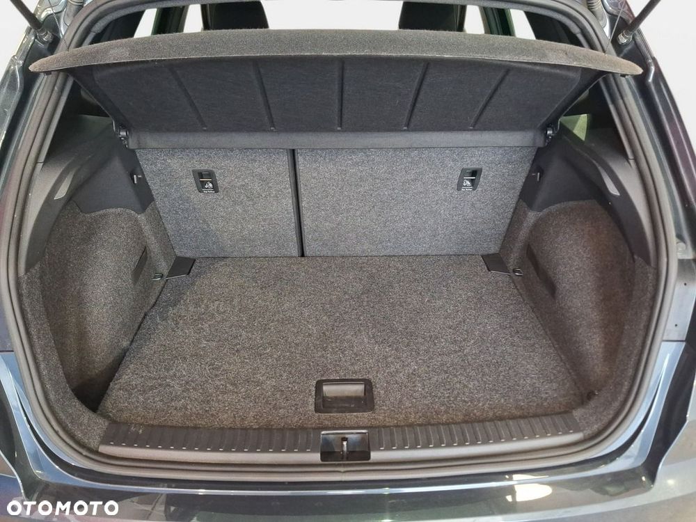 Seat Arona - 12