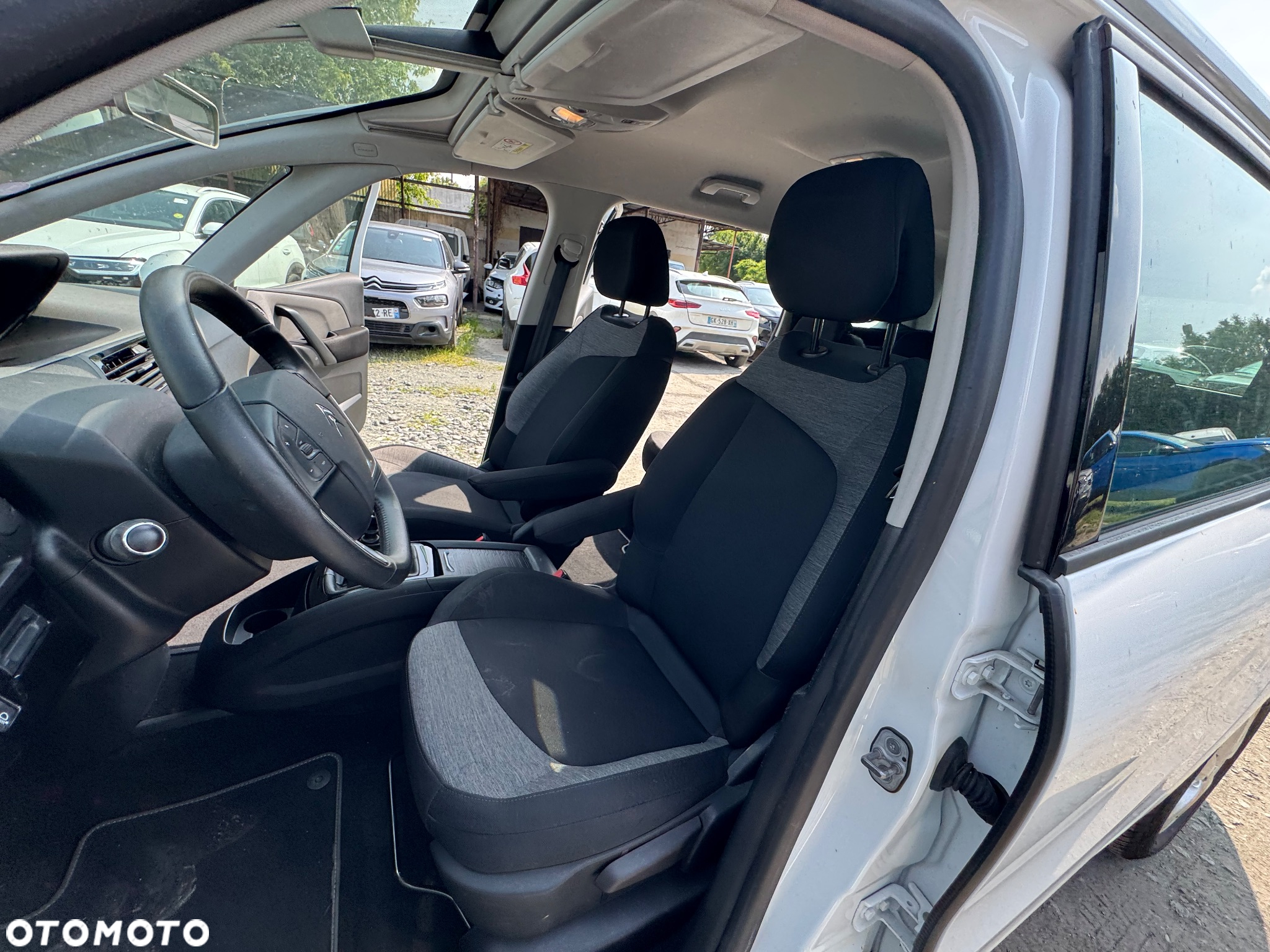 Citroën C4 Grand Picasso - 19