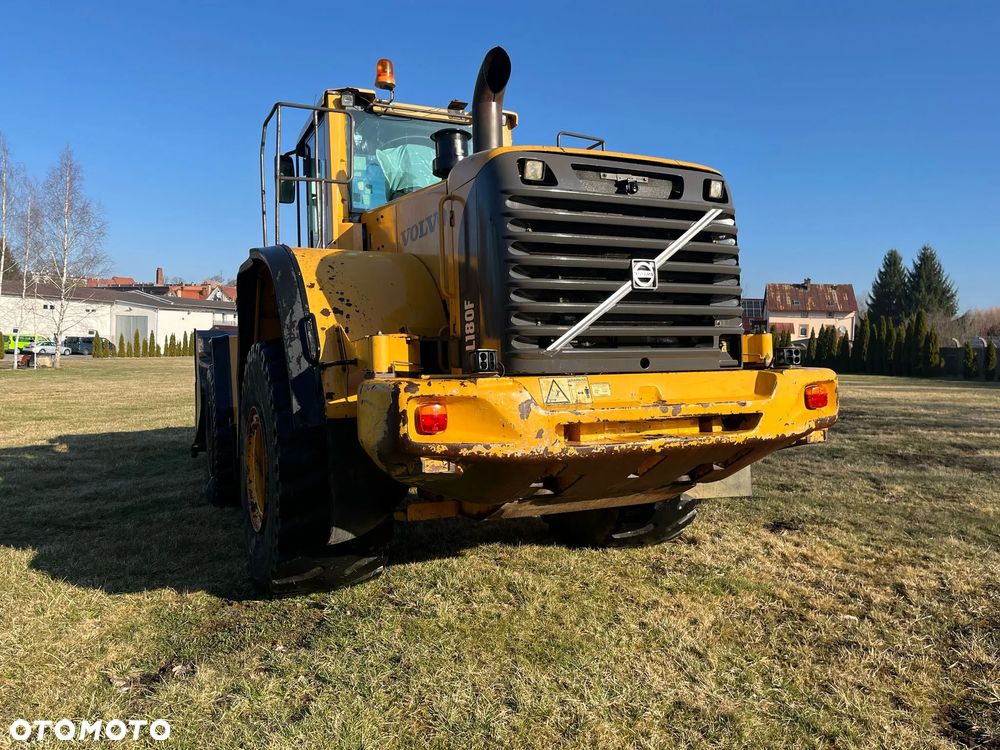 Volvo L180F - 24