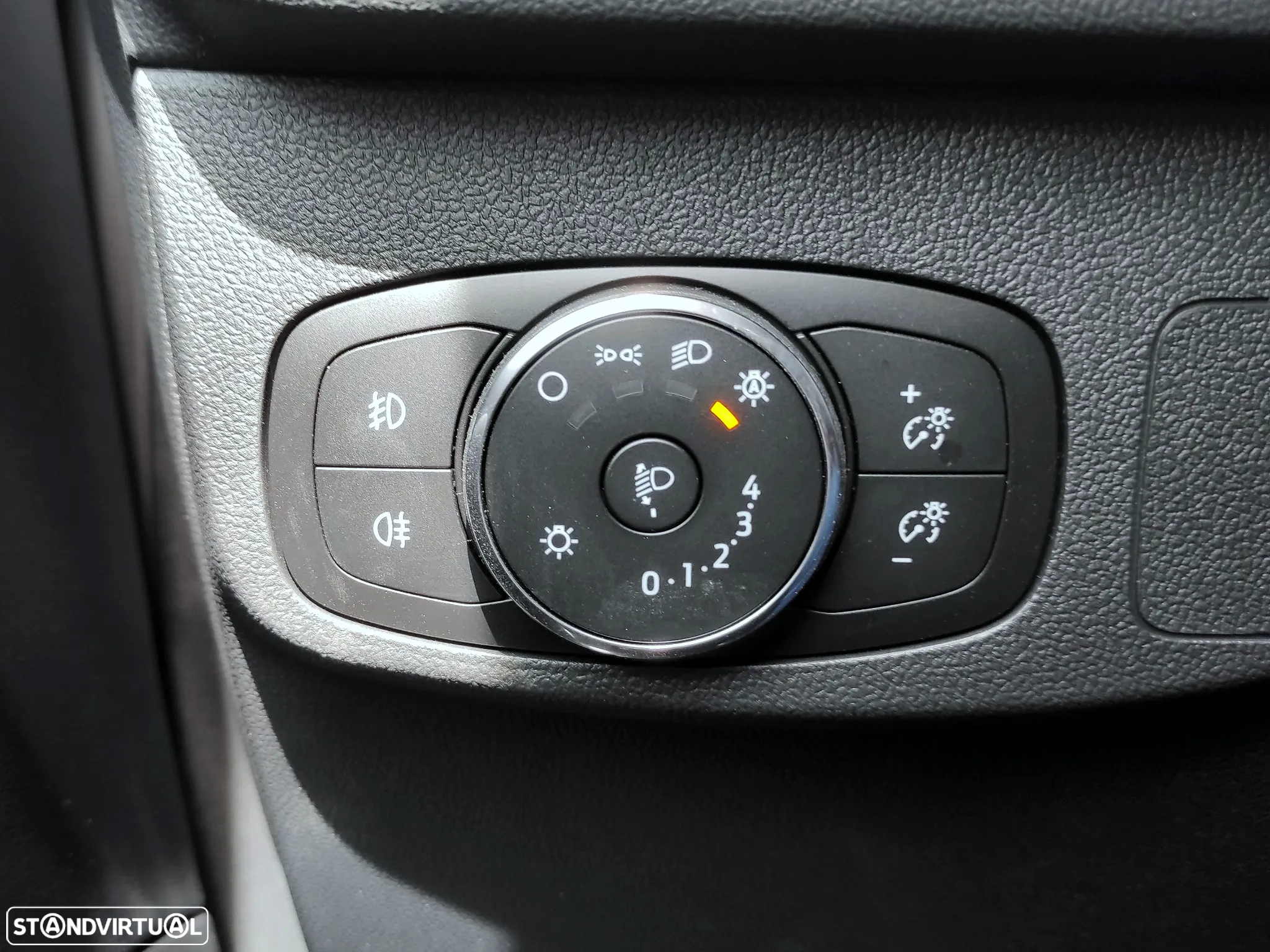 Ford Focus SW 1.0 EcoBoost MHEV ST-Line - 24