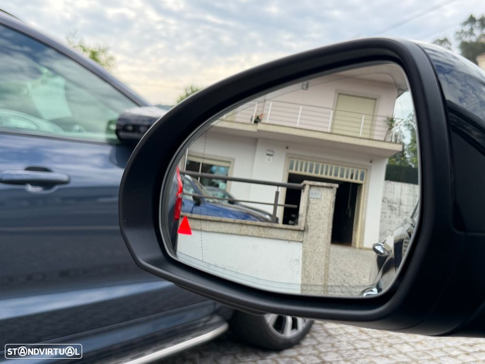 Mercedes-Benz C 300 de AMG Line - 8