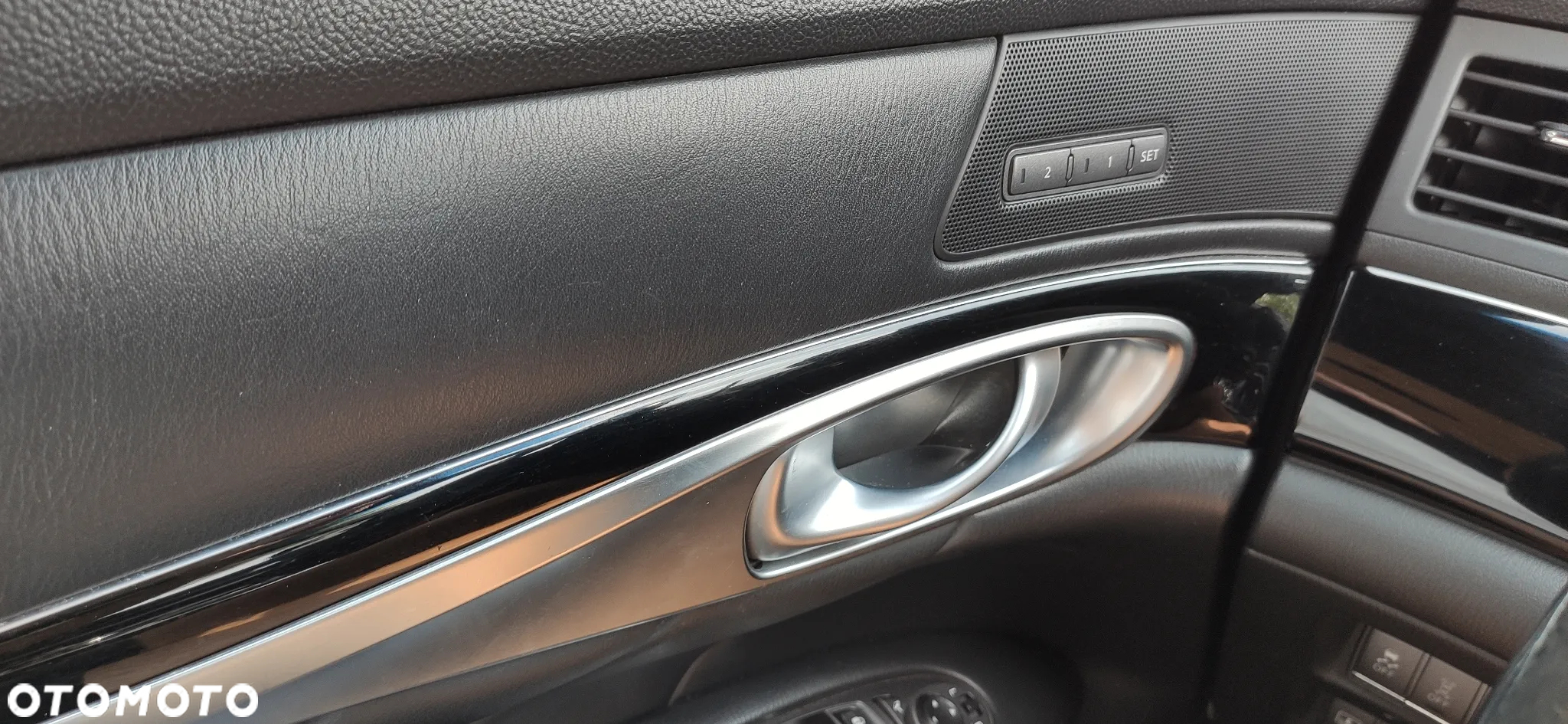 Infiniti M M30d S - 22