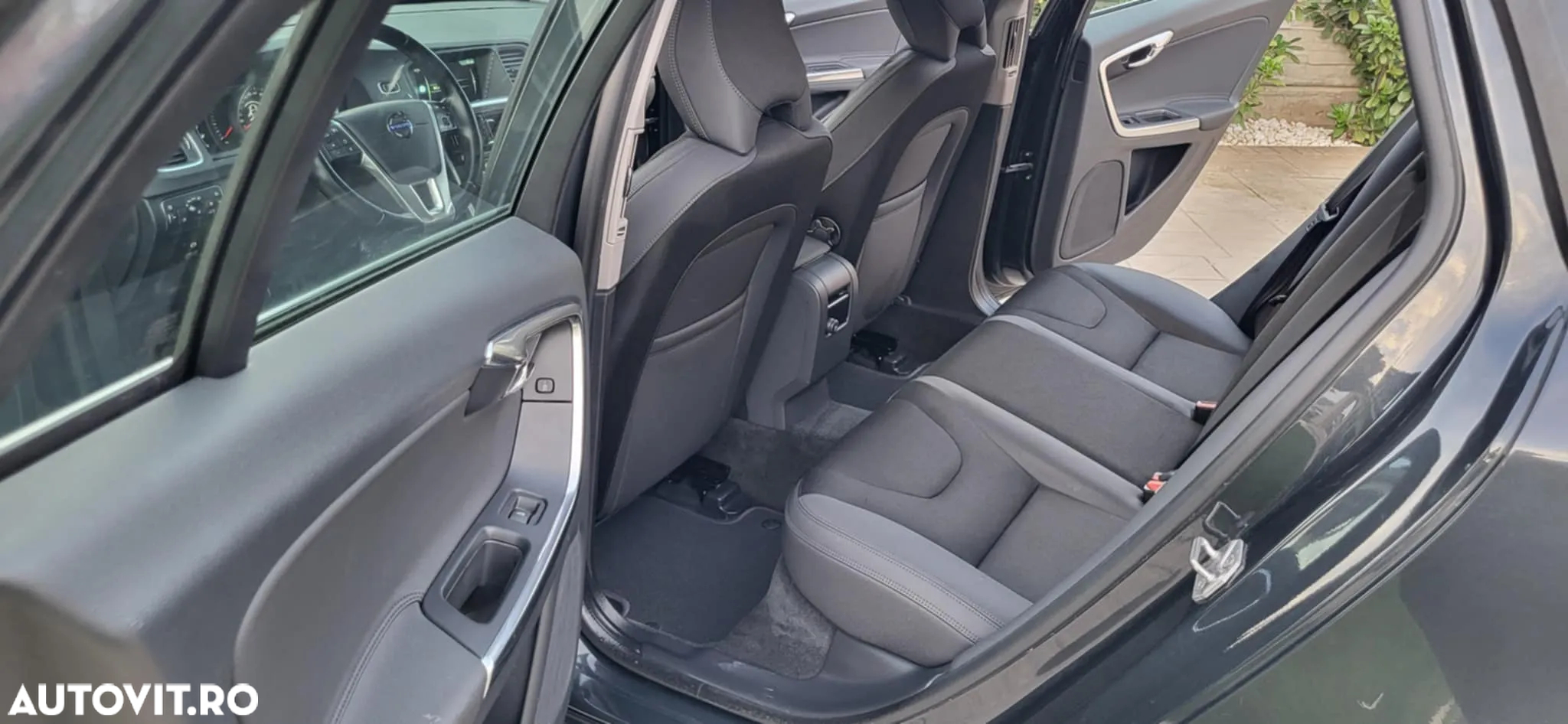Volvo V60 - 16