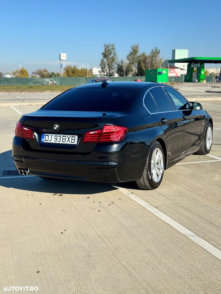 BMW Seria 5 525d xDrive AT - 5