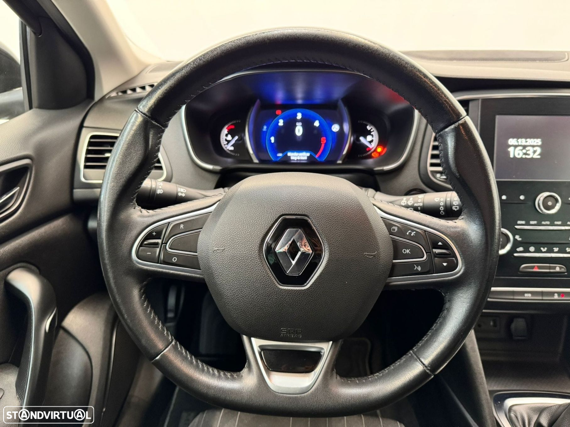 Renault Mégane Sport Tourer 1.5 Blue dCi Limited - 11