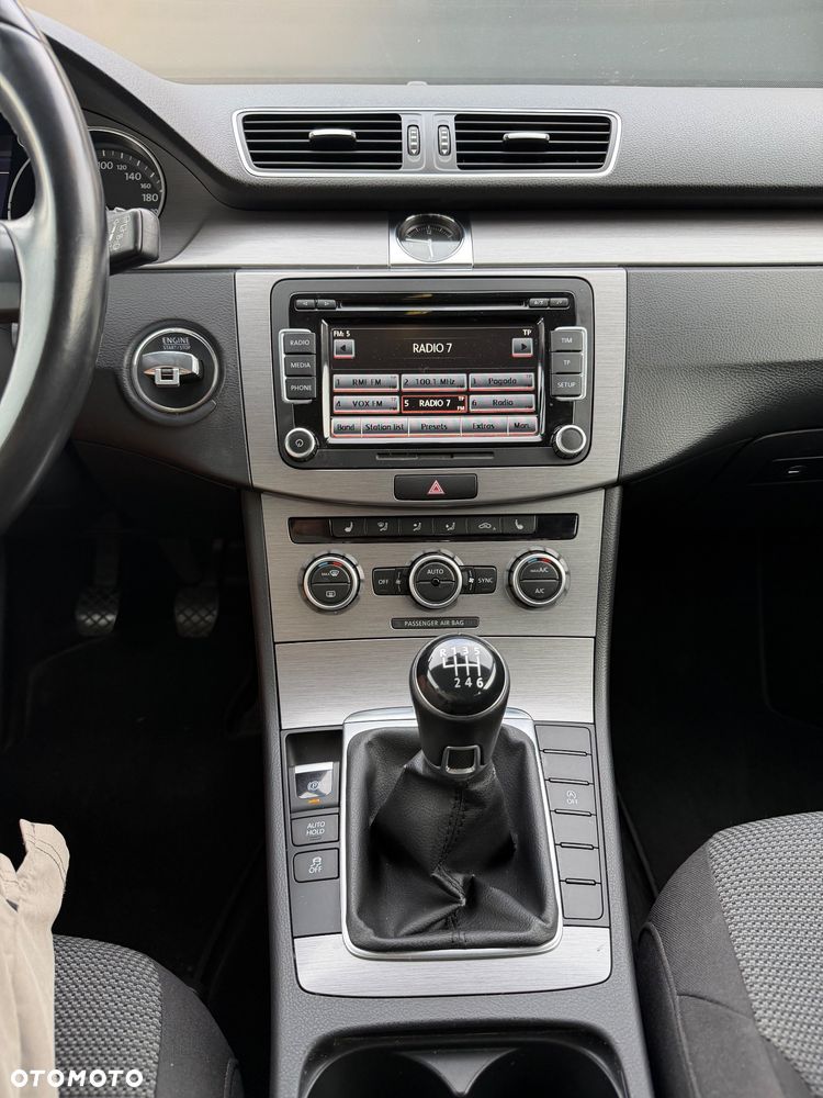 Volkswagen Passat 2.0 TDI Comfortline CityLine - 9