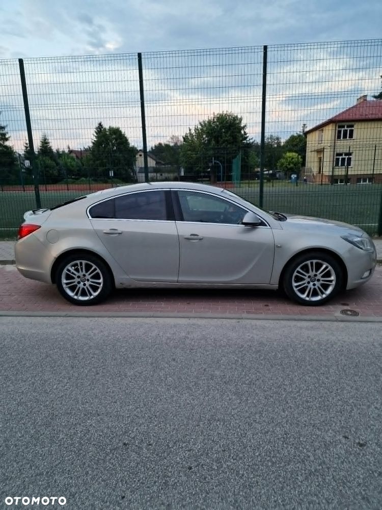 Opel Insignia 2.0 CDTI - 8