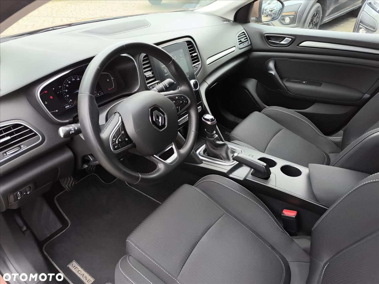 Renault Megane 1.3 TCe FAP Zen - 9