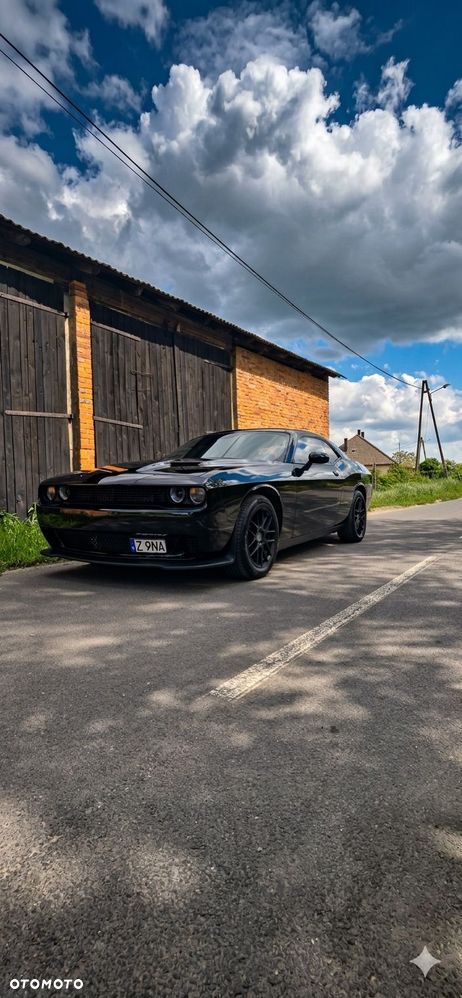 Dodge Challenger - 3