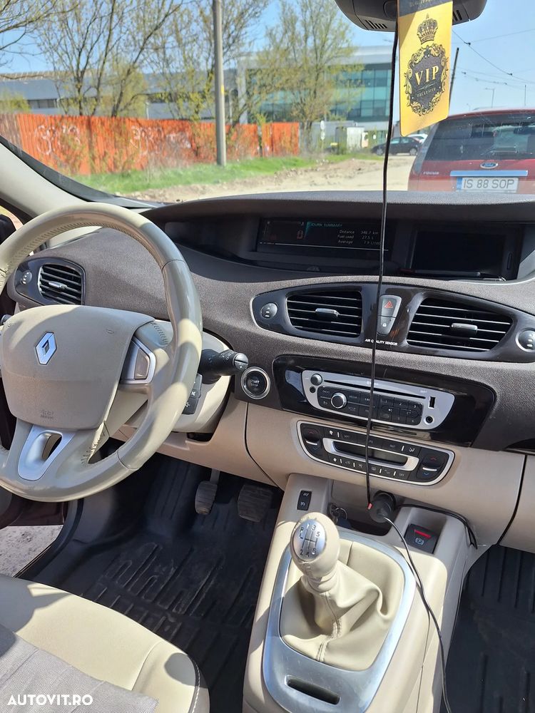 Renault Scenic - 13