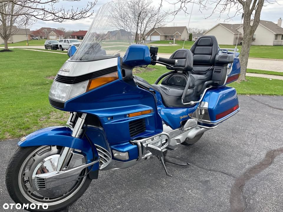 Honda GL - 35