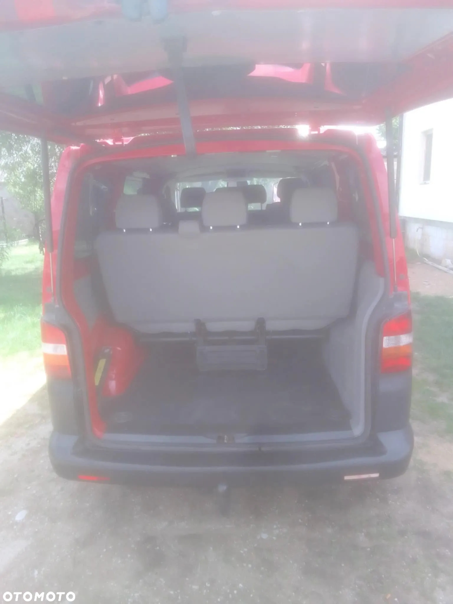 Volkswagen Caravelle - 6
