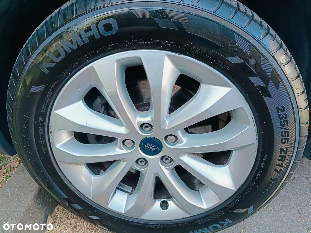Ford Kuga - 14