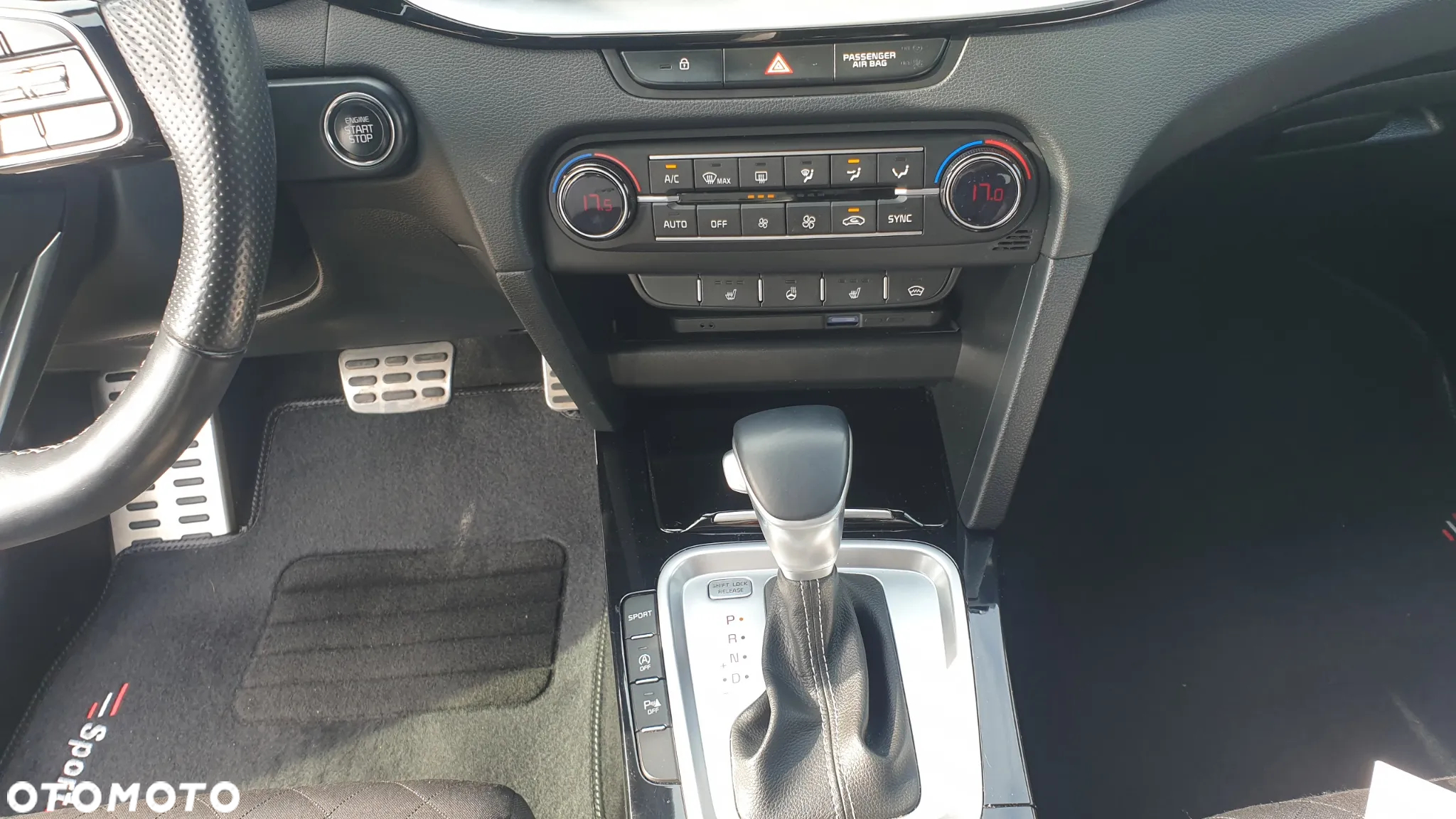 Kia ProCeed 1.5 T-GDI GT Line DCT - 24