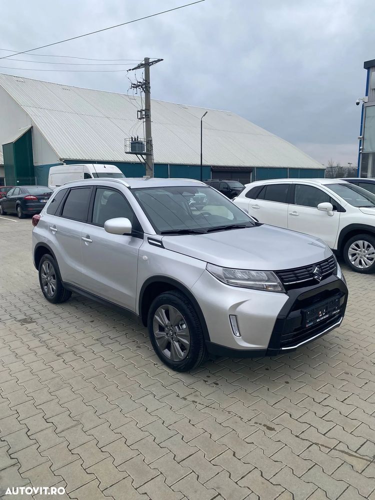 Suzuki Vitara 1.4 Boosterjet MHEV Passion - 3