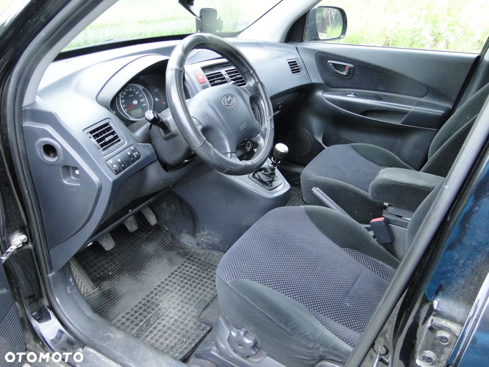 Hyundai Tucson 2.0 CRDi 2WD GLS - 10