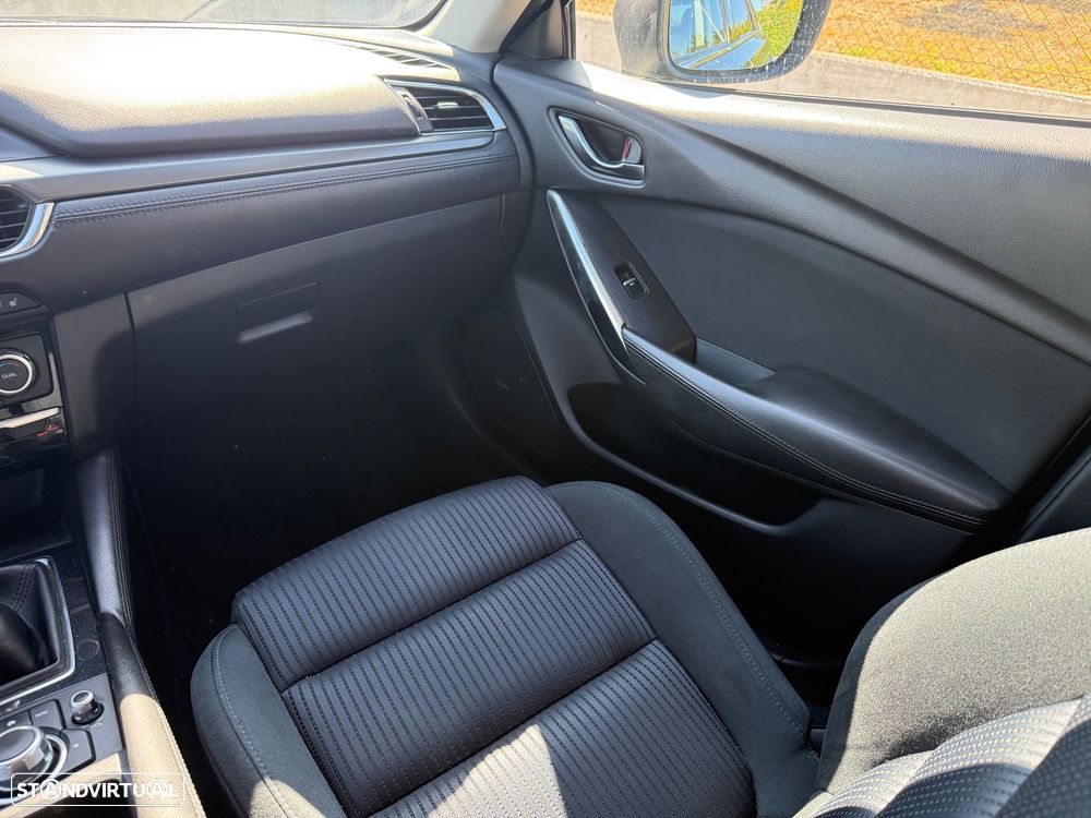 Mazda 6 M6 2.2 SKY-D Excellence Navi - 10