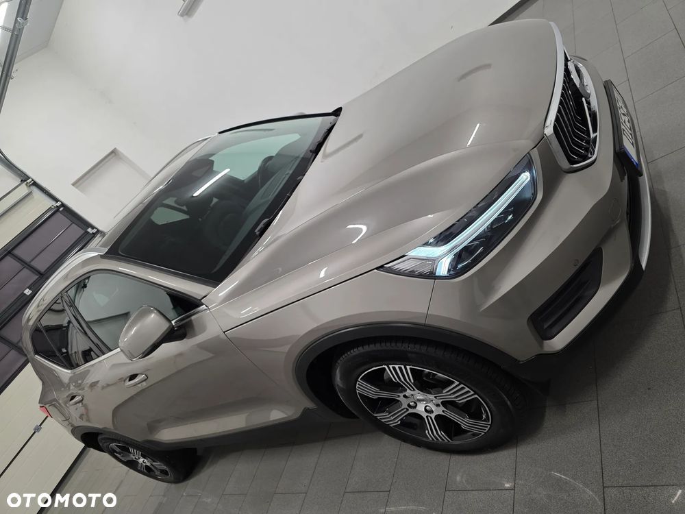 Volvo XC 40 D4 AWD Geartronic Inscription - 3