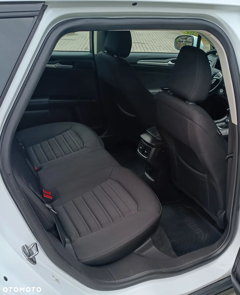 Ford Mondeo 2.0 TDCi STart-Stopp Trend - 24