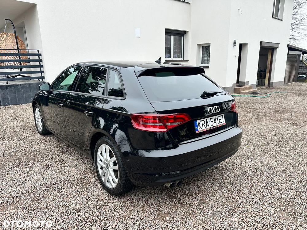 Audi A3 Sportback - 9