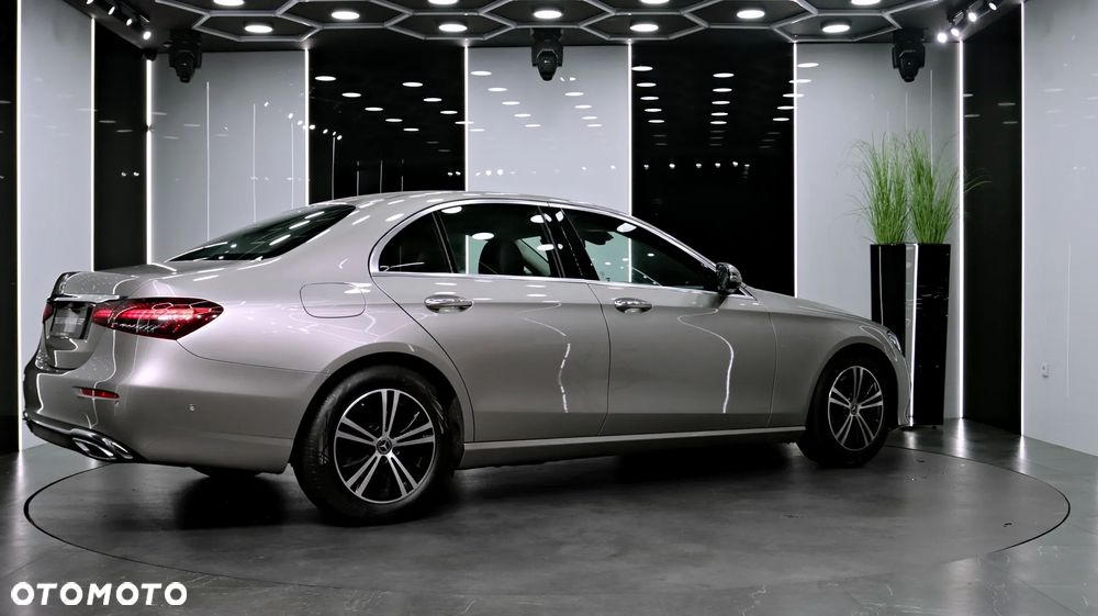 Mercedes-Benz Klasa E 220 d - 9