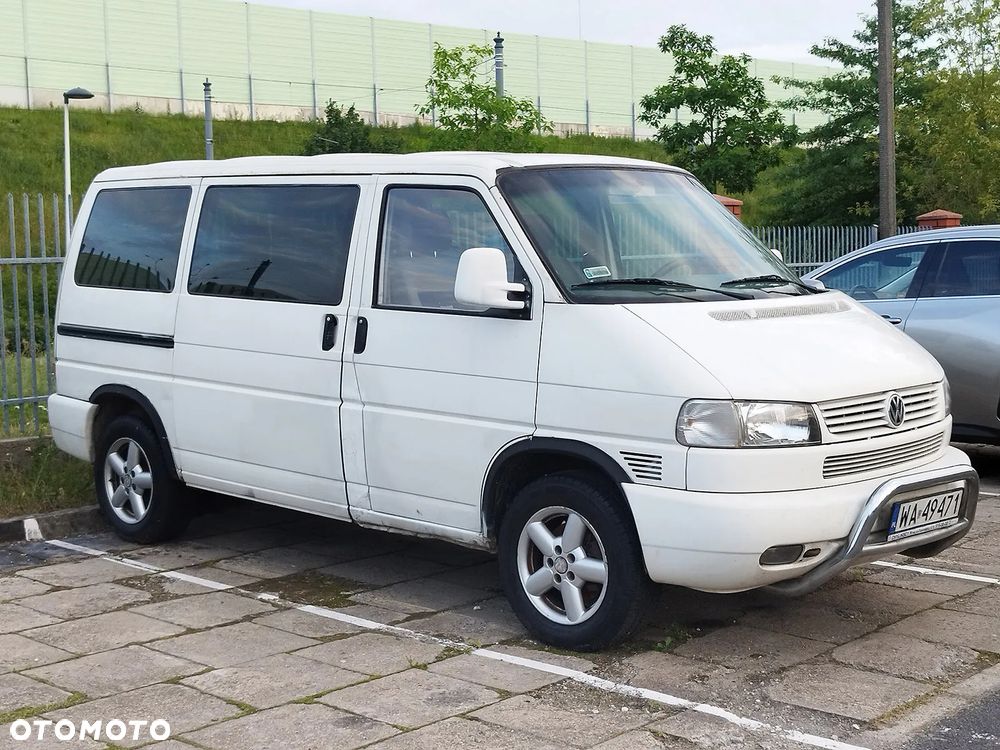 Volkswagen Transporter - 2