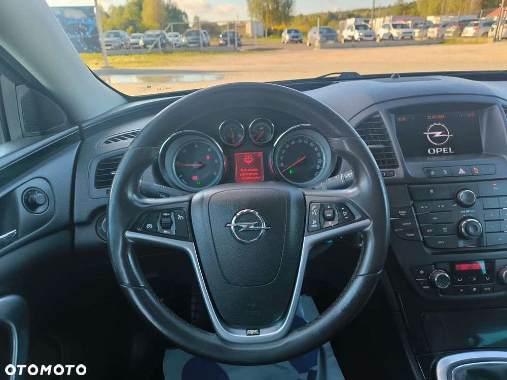 Opel Insignia - 15