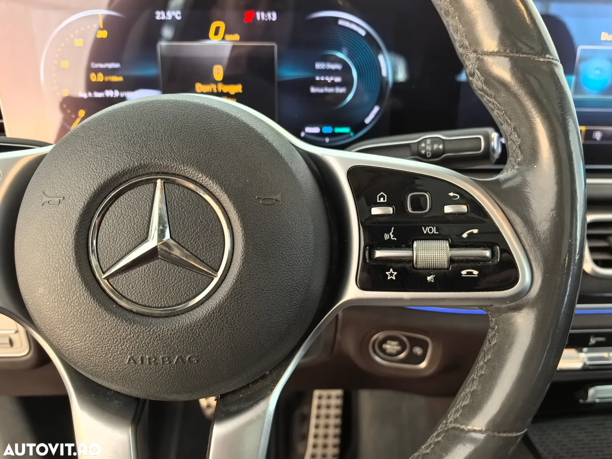 Mercedes-Benz GLS - 20