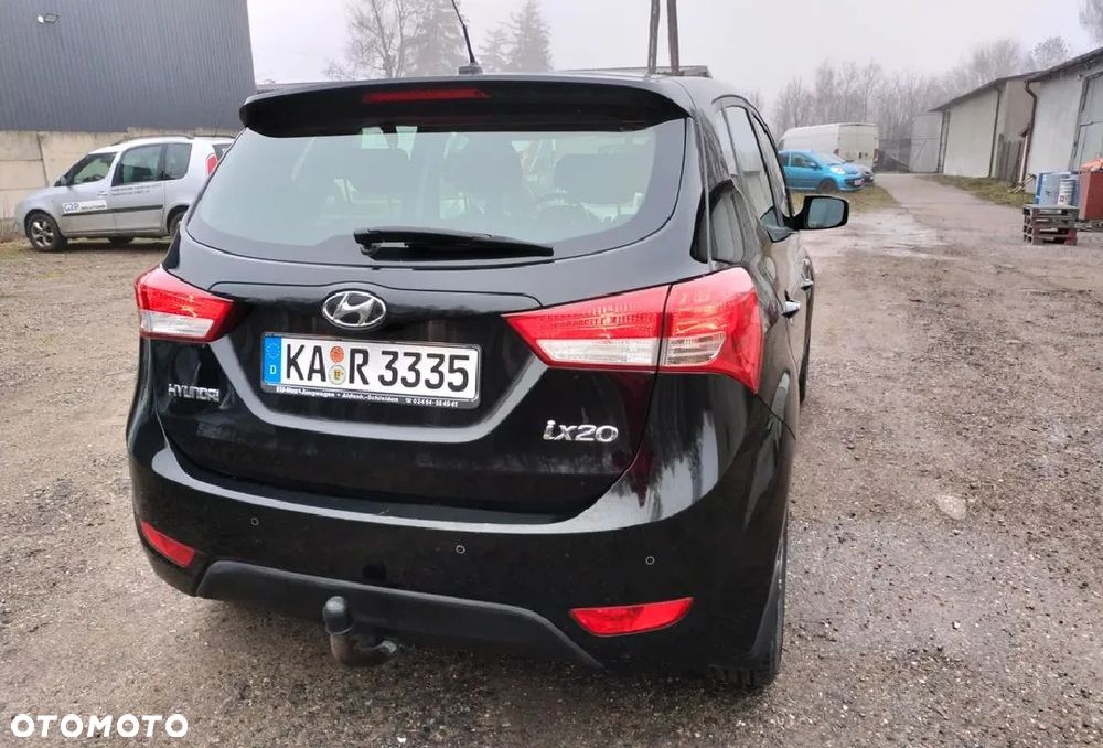 Hyundai ix20 1.6 CRDi blue Passion - 8