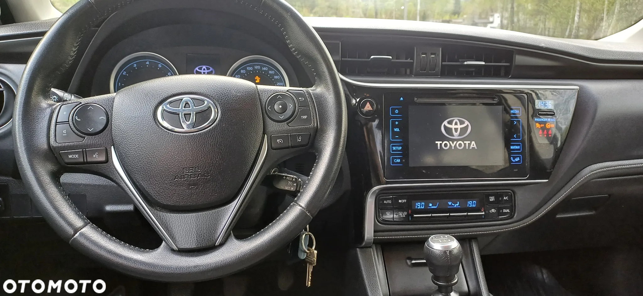 Toyota Corolla 1.6 Executive - 15