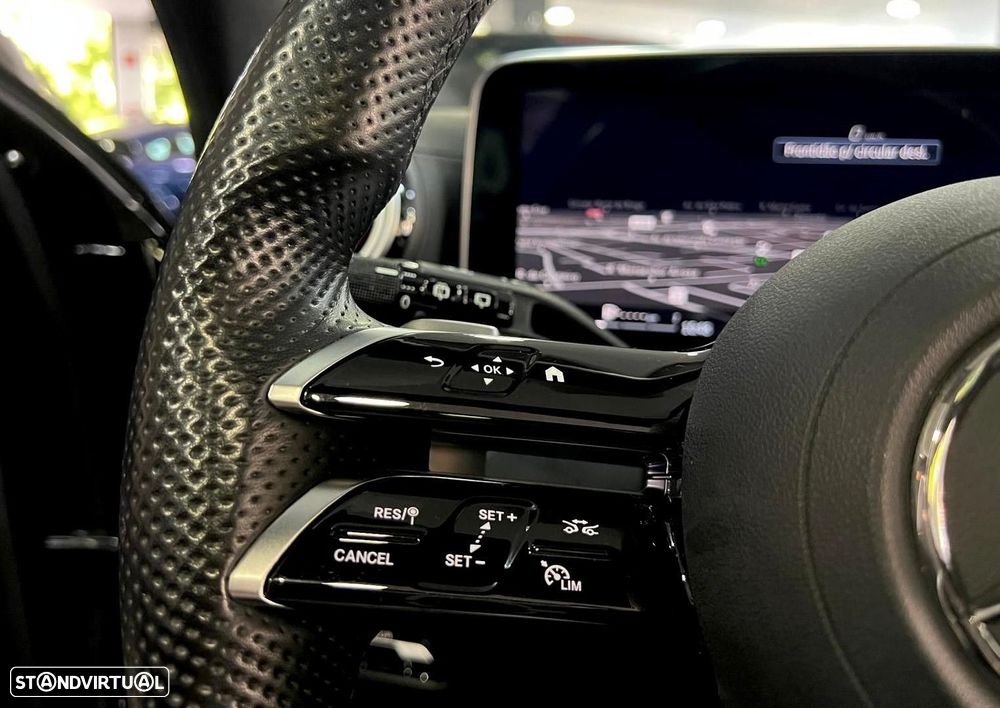 Mercedes-Benz C 300 e AMG Line - 27