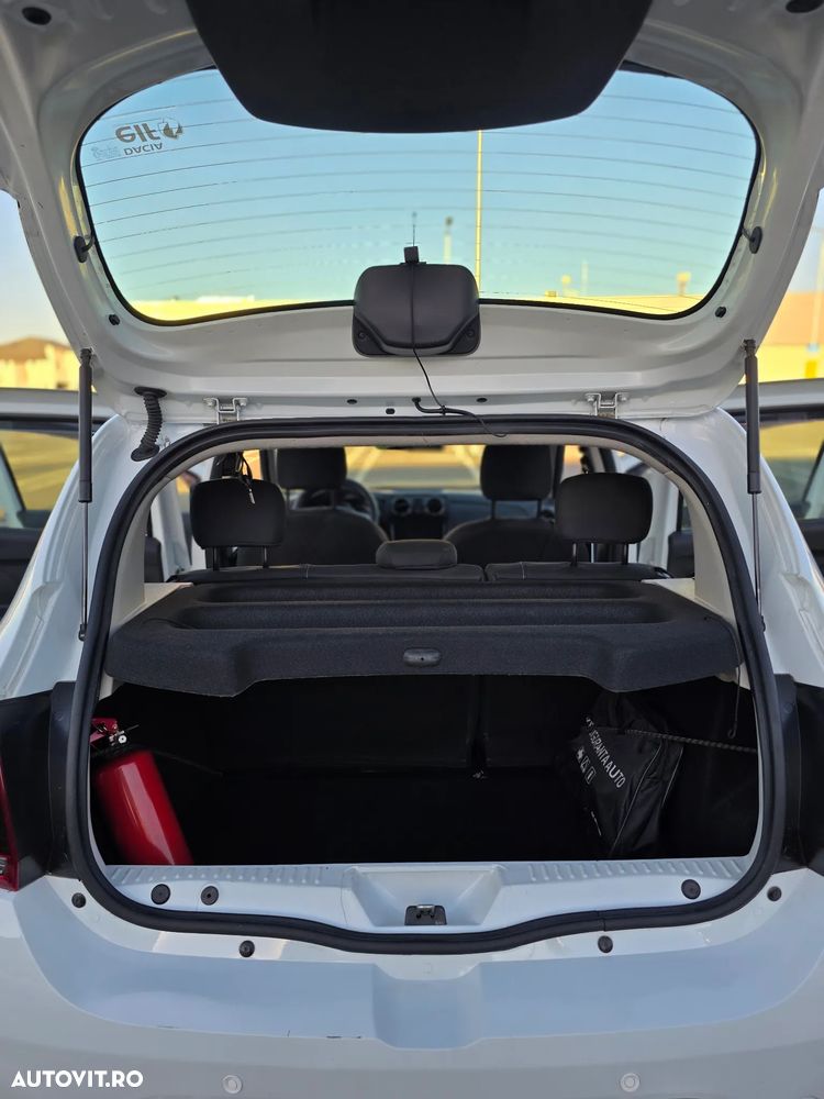 Dacia Sandero Stepway TCe 90 MT6 Essential - 4