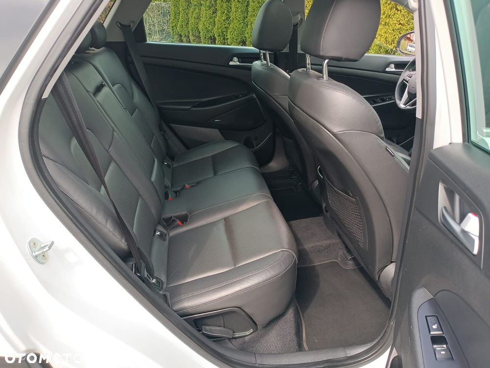 Hyundai Tucson blue 1.6 CRDi 2WD DCT Premium - 26