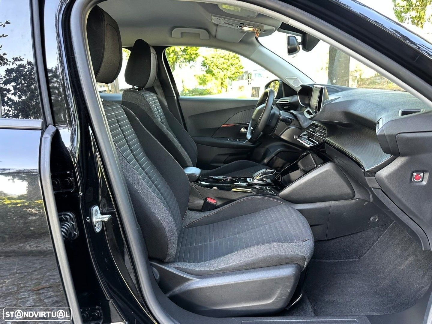 Peugeot e-2008 50 kWh Active Pack - 15