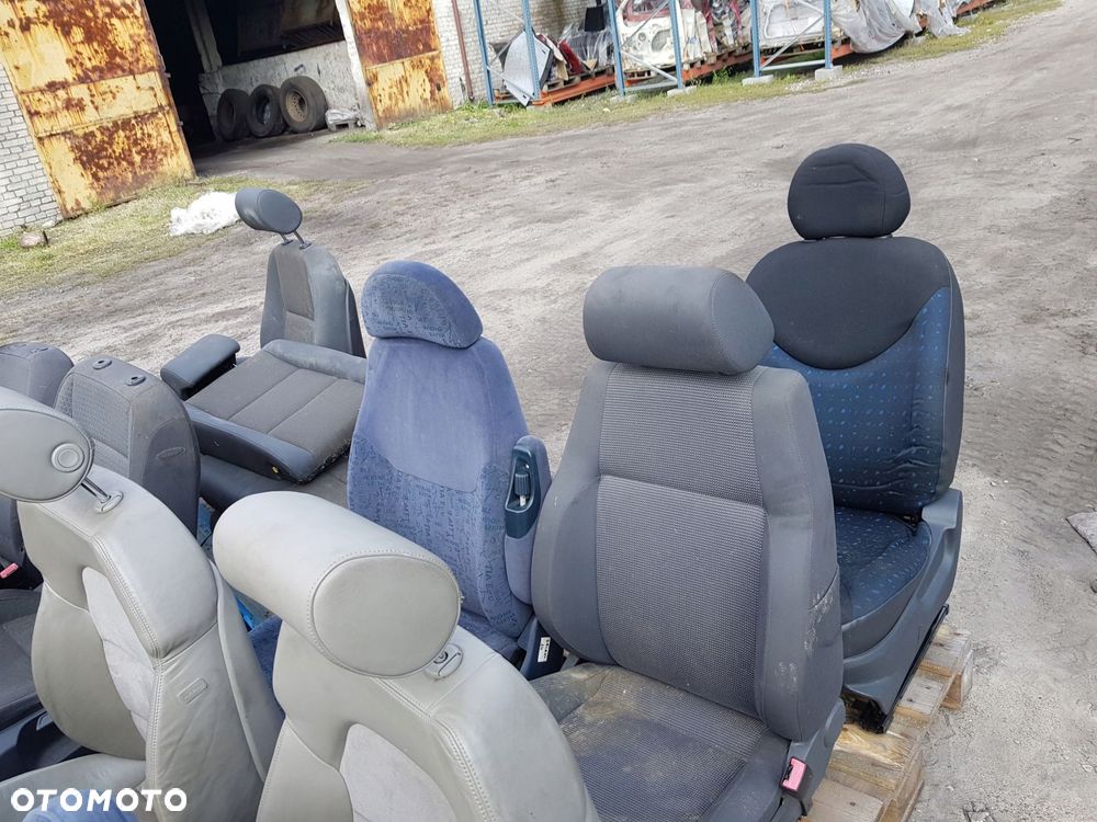 fotele samochodowe 34 sztuki - 7