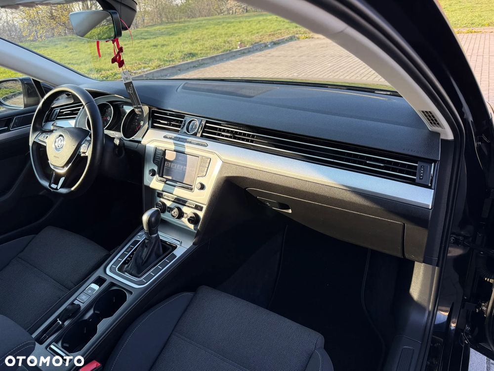 Volkswagen Passat 2.0 TDI SCR DSG Highline - 15
