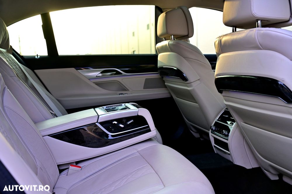 BMW Seria 7 745Le - 21