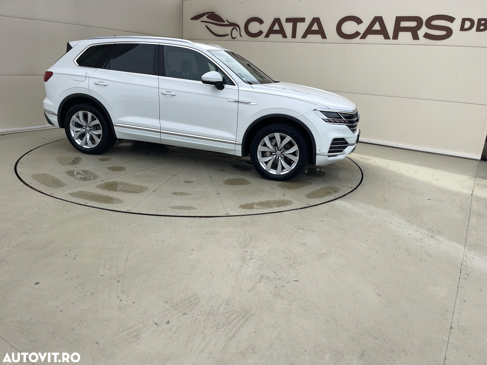 Volkswagen Touareg 3.0 V6 TDI 4Motion DPF Automatik Elegance - 18