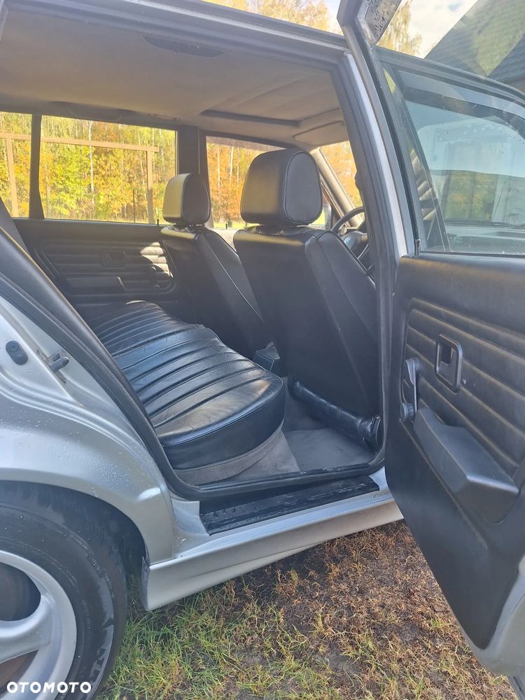 BMW Seria 3 318i - 13
