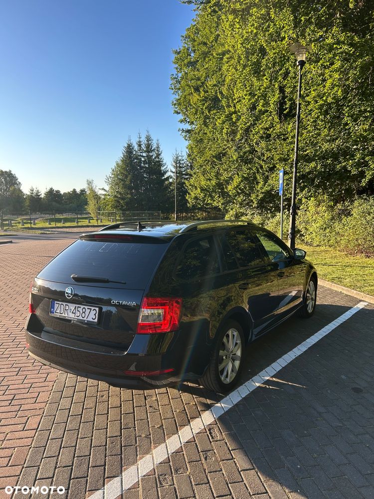 Skoda Octavia 1.6 TDI Ambition - 12