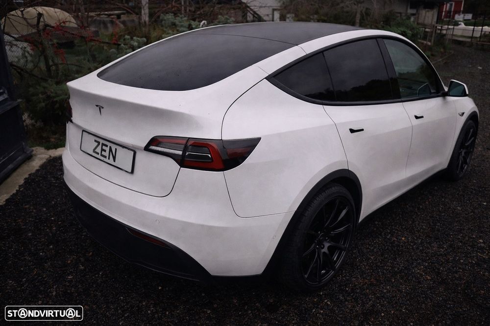 Tesla Model Y Tração Traseira - 2