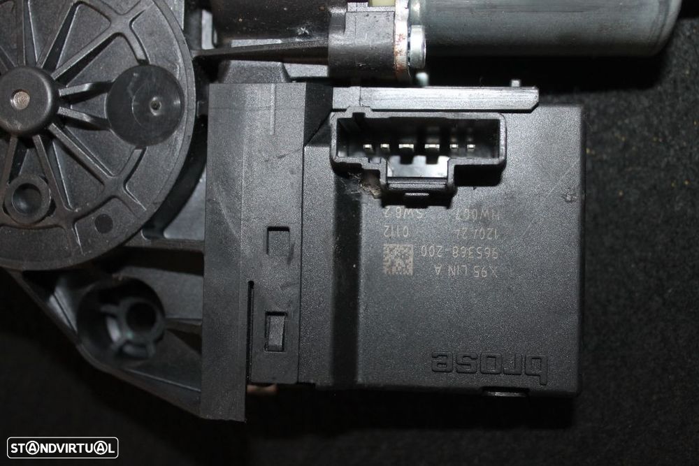 Motor Elevador Vidro Renault Megane de 2013 - 3