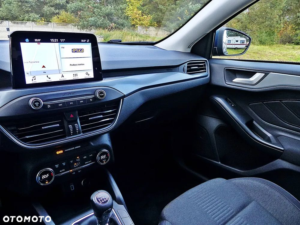 Ford Focus 1.0 EcoBoost Active - 34