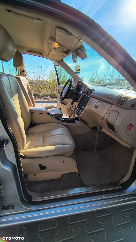 Mercedes-Benz ML - 9