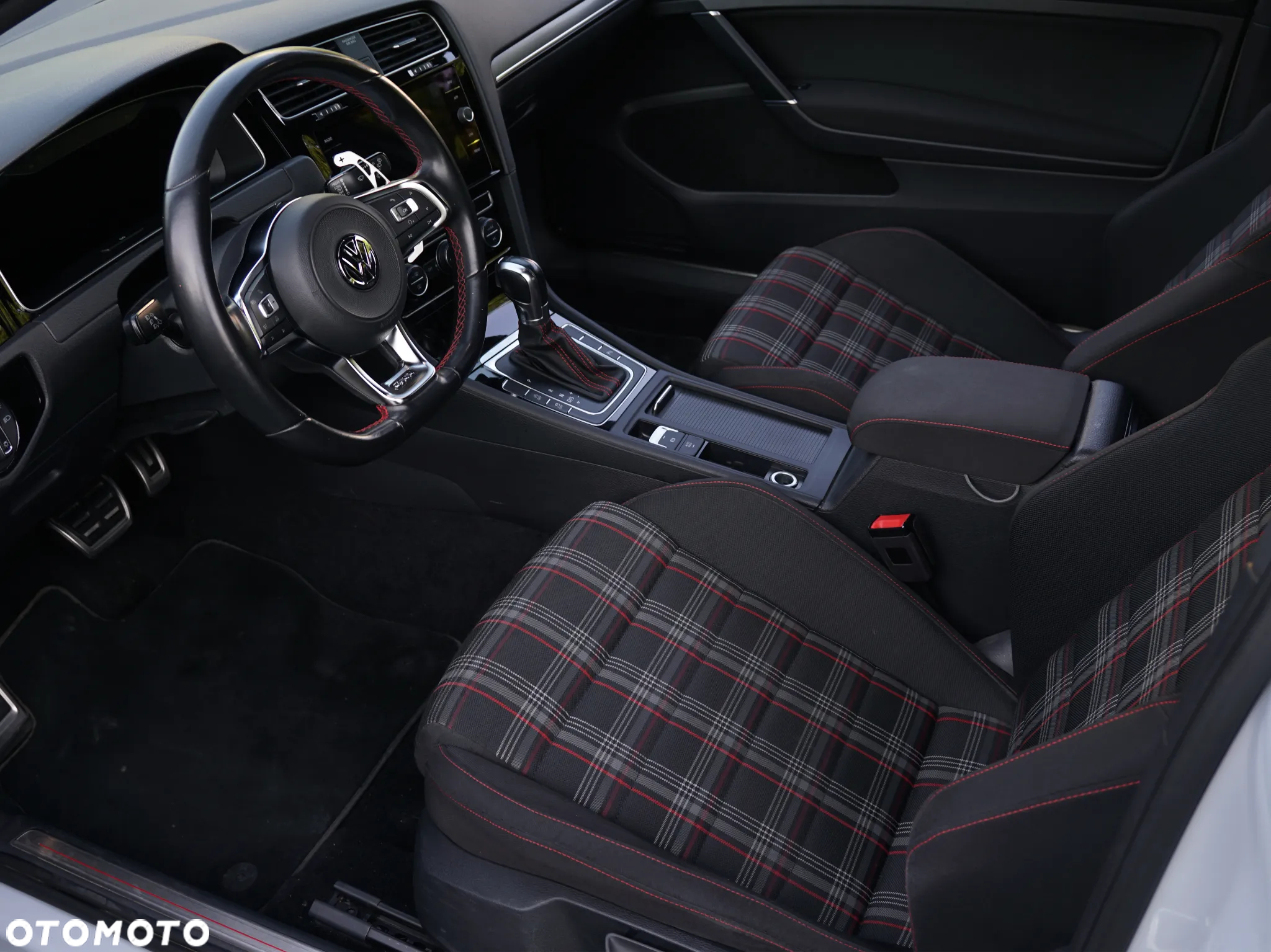 Volkswagen Golf VII 2.0 TSI BMT GTI Performance DSG - 22
